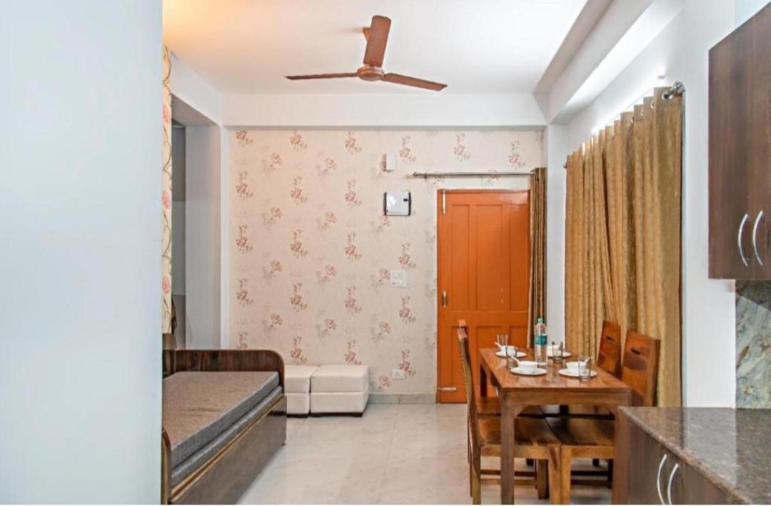 Mystic Forest View Kasauli I Serviced Villa I Best Seller I Vacations I Family Events I Open Air Lawn I Sky Bonfire I Kasauli By Exotic Stays 외부 사진